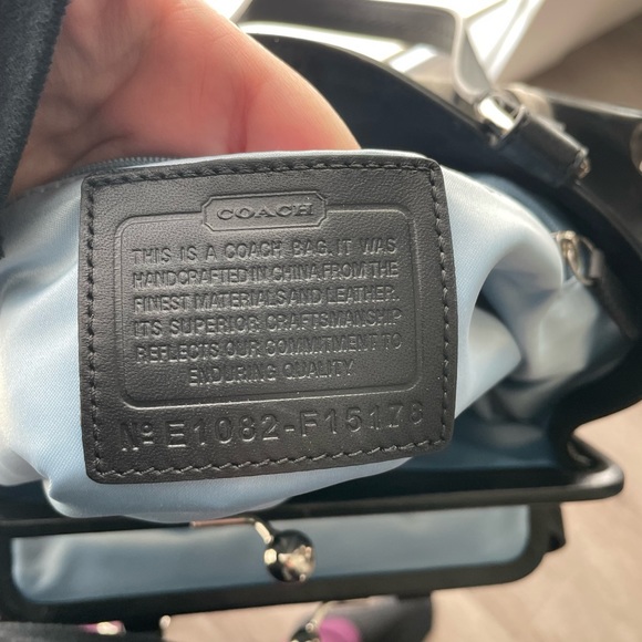 GUC Authentic Coach Purse - Picture 4 of 5